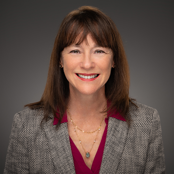 Headshot of Kembery Taylor for Seasouth Chamber by Crain Photographhy